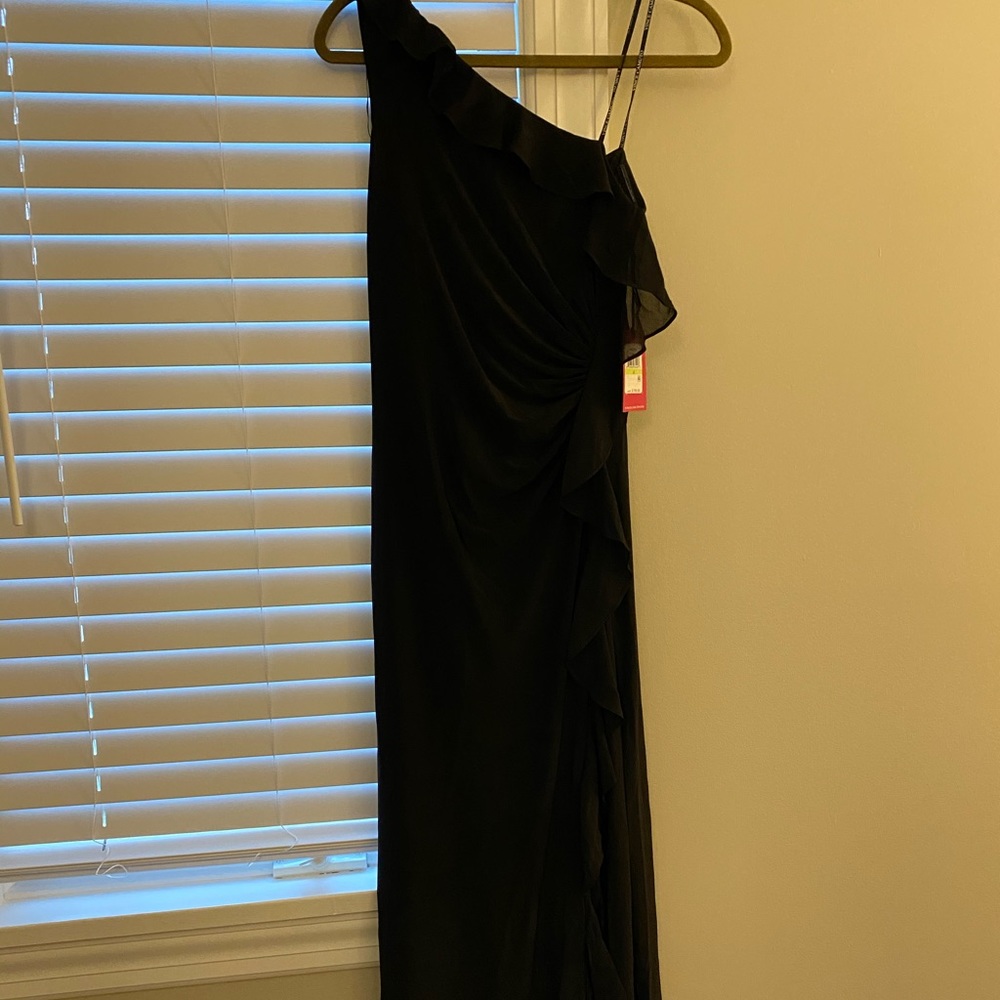 Vince Camuto Black gown